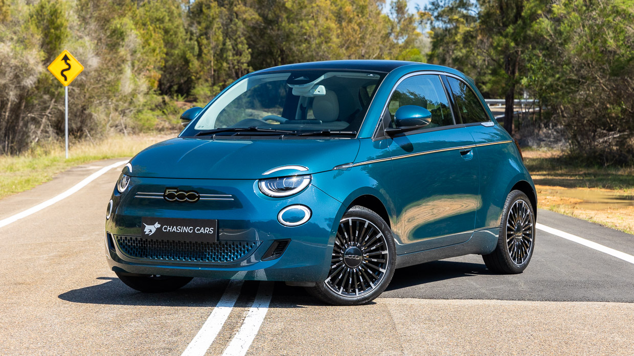 Fiat 500e La Prima 2025 review