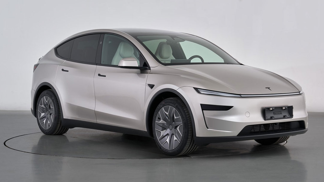 Six-seat, three-row Tesla Model Y L confirmed, under consideration for Australia