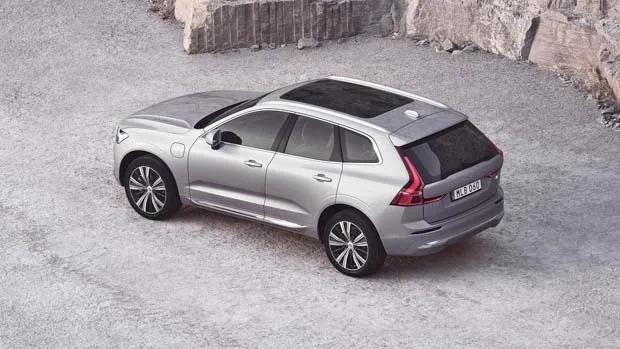 Volvo XC60 2021 rear