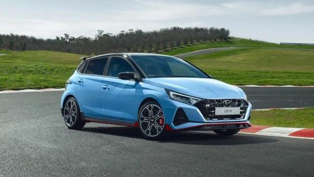2025 Hyundai i20 N front 3/4 track shot