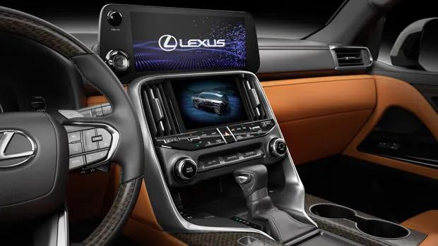Lexus LX 2022 dual screens