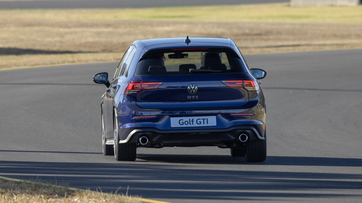 Volkswagen Golf 2025: facelift including GTI and R confirmed for Australia “beyond 2024”