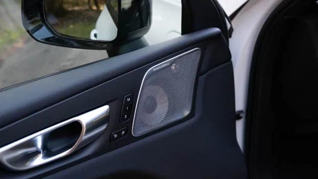 Volvo XC60 Recharge PHEV 2022 speakers