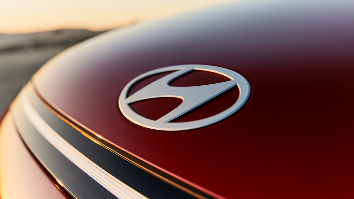 Hyundai Kona Premium N Line 2023 front badge