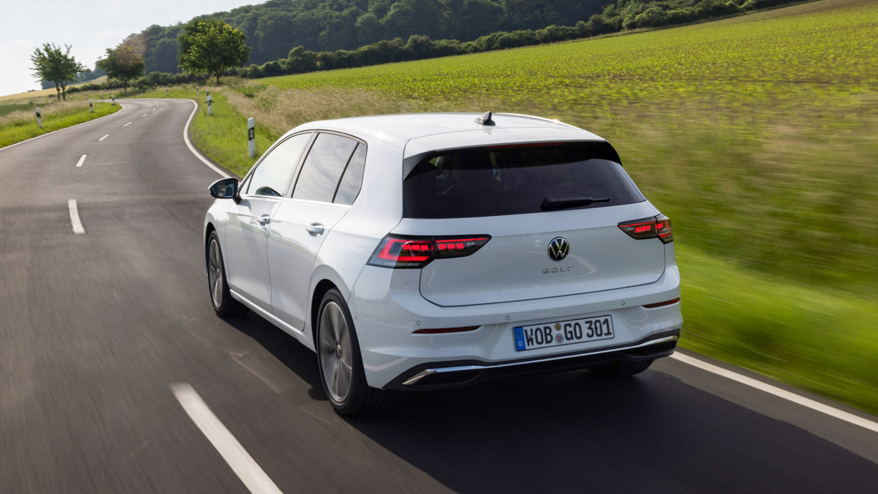 Volkswagen Golf 8.5 2025 rear driving 2
