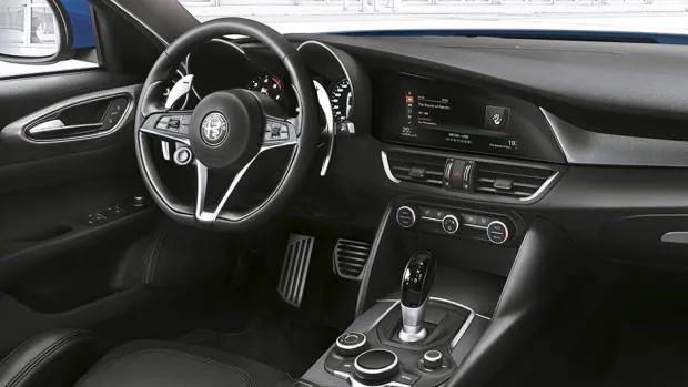 2017 Alfa Romeo Giulia Veloce Details - Chasing Cars