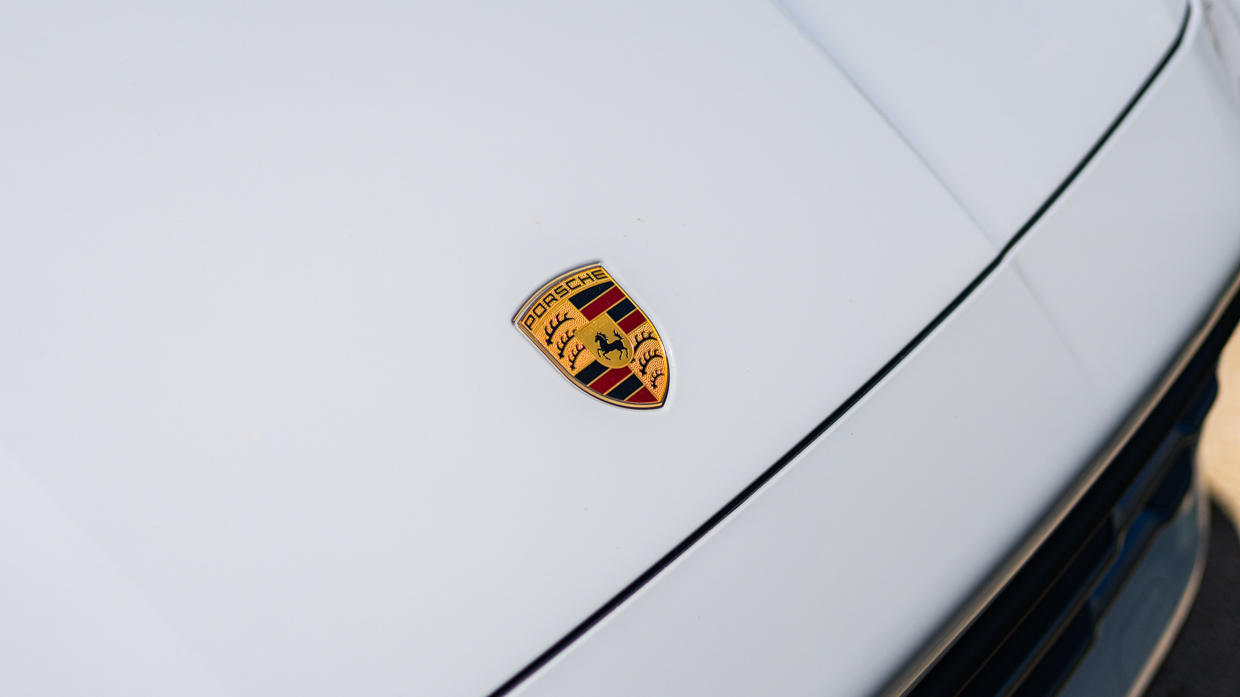 Porsche Cayenne S 2024 badge 2