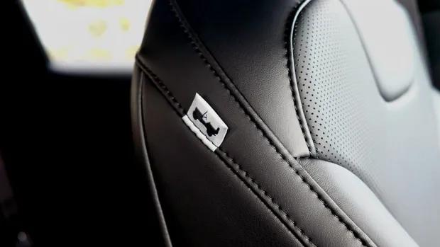 Jeep Wrangler Unlimtied 2021 80th Anniversary Edition seat