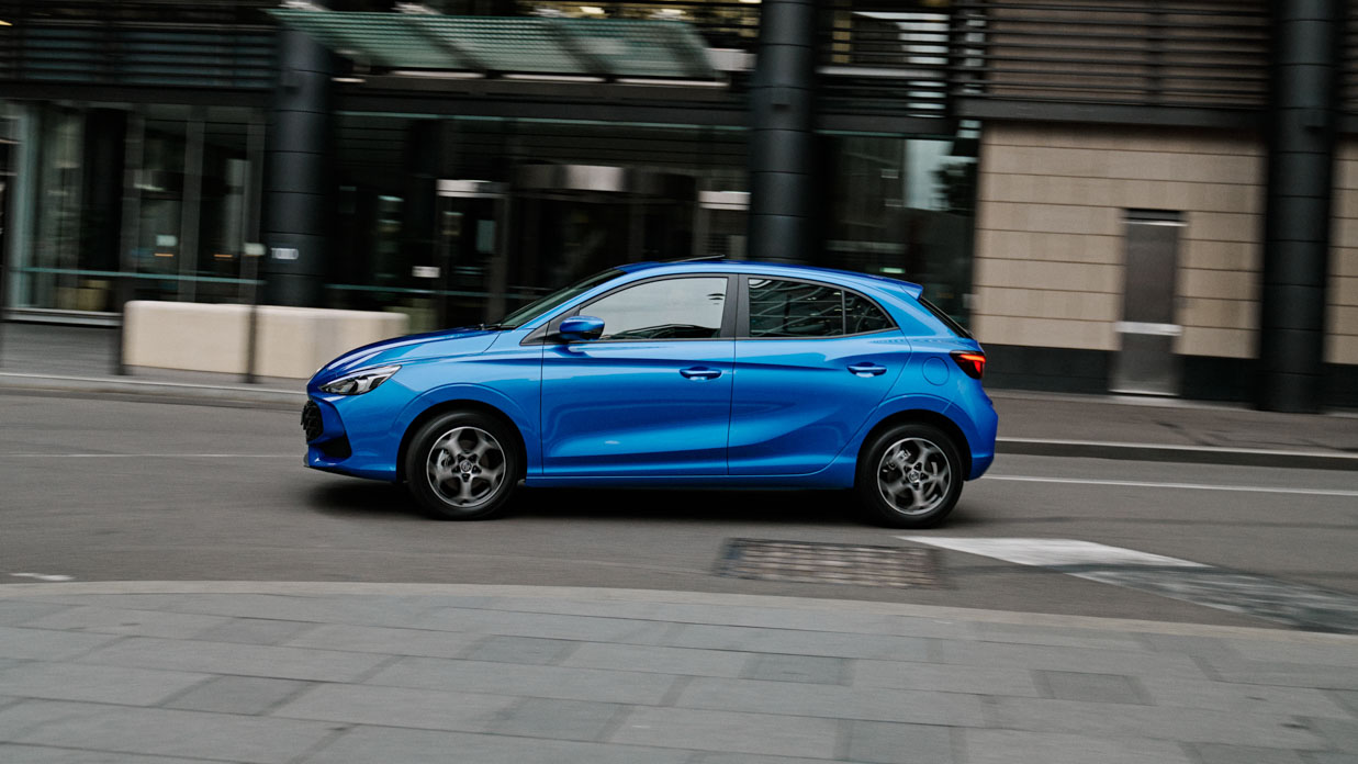 MG3 2024 driving 4