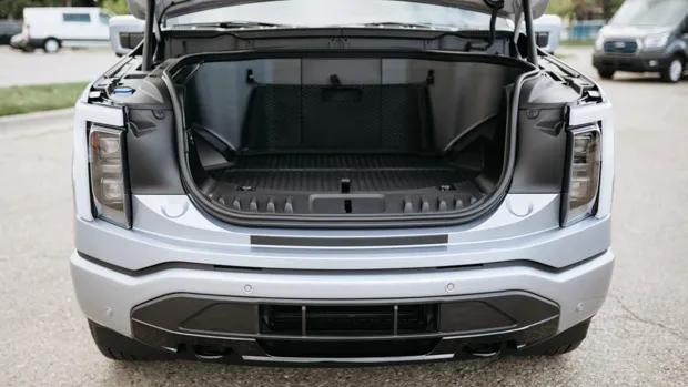 Ford F-150 Lightning 2023 mega power frunk