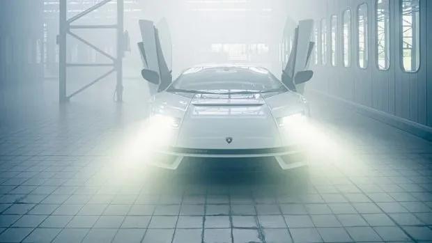 Lamborghini Countach LP 800-4_-4