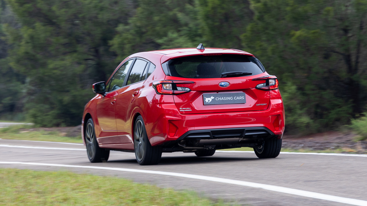 Subaru Impreza 2.0S 2024 driving rear 2