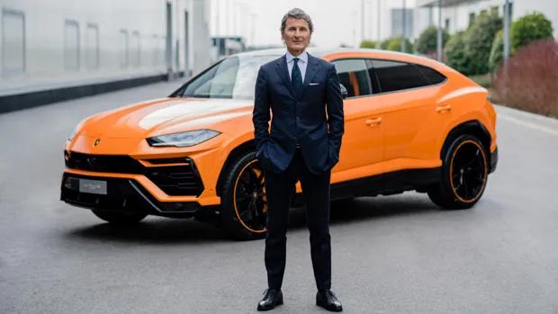 Lamborghini Urus 2021 With CEO Stephan Winkelmann