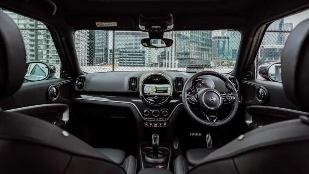 Mini Countryman JCW 2021-16