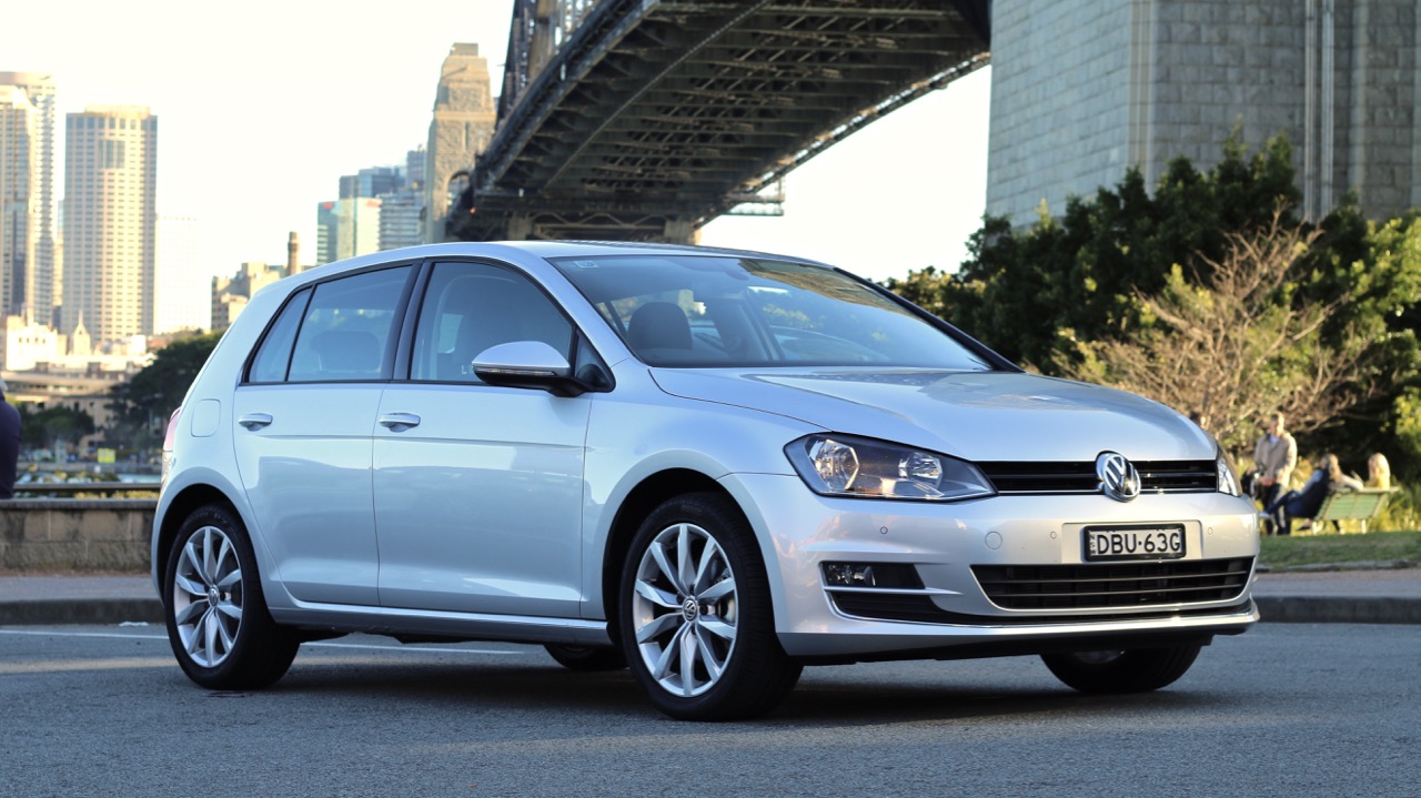 2016 Volkswagen Golf Review