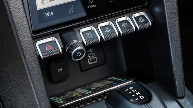 Volkswagen Amarok 2023 switchgear