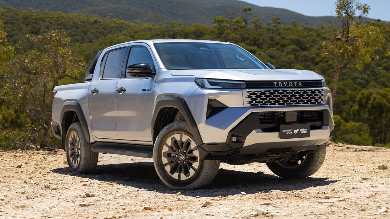 Toyota Hilux SR5 manual 2026 review