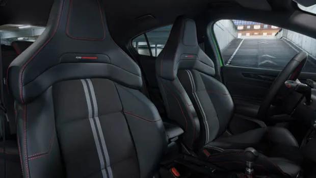 Ford Focus ST 2022 interior