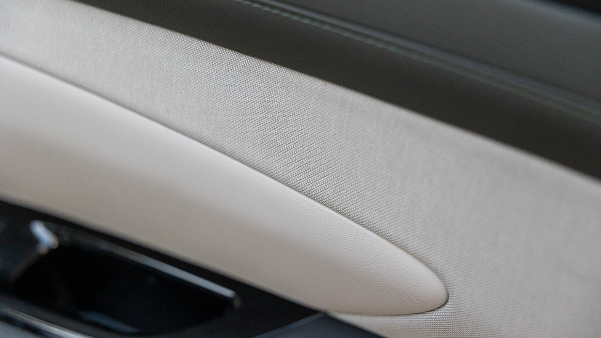 Hyundai Tucson Premium Hybrid 2024 interior detail