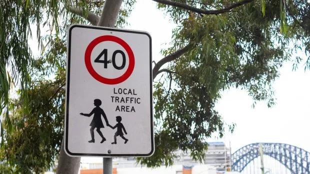 Sydney streets 40km/h sign