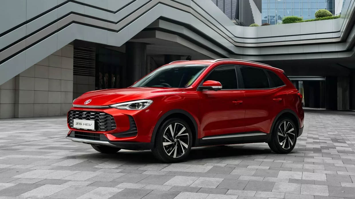 Car news today: Second-generation MG ZS revealed, Renault likely to bring hot electrified cars to Australia, and more – 29 August 2024