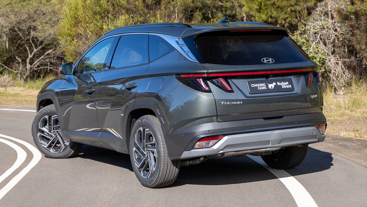 Hyundai Tucson Premium Hybrid 2024 rear 3/4