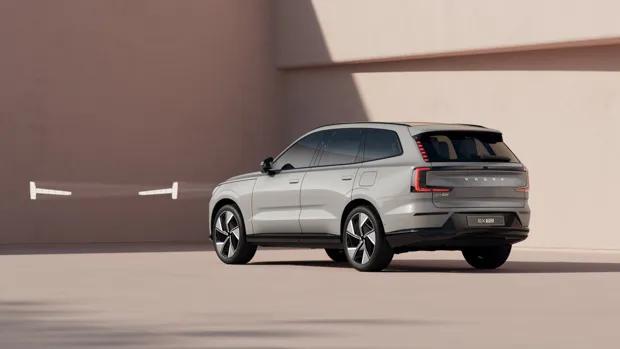 Volvo EX90 2023 lights