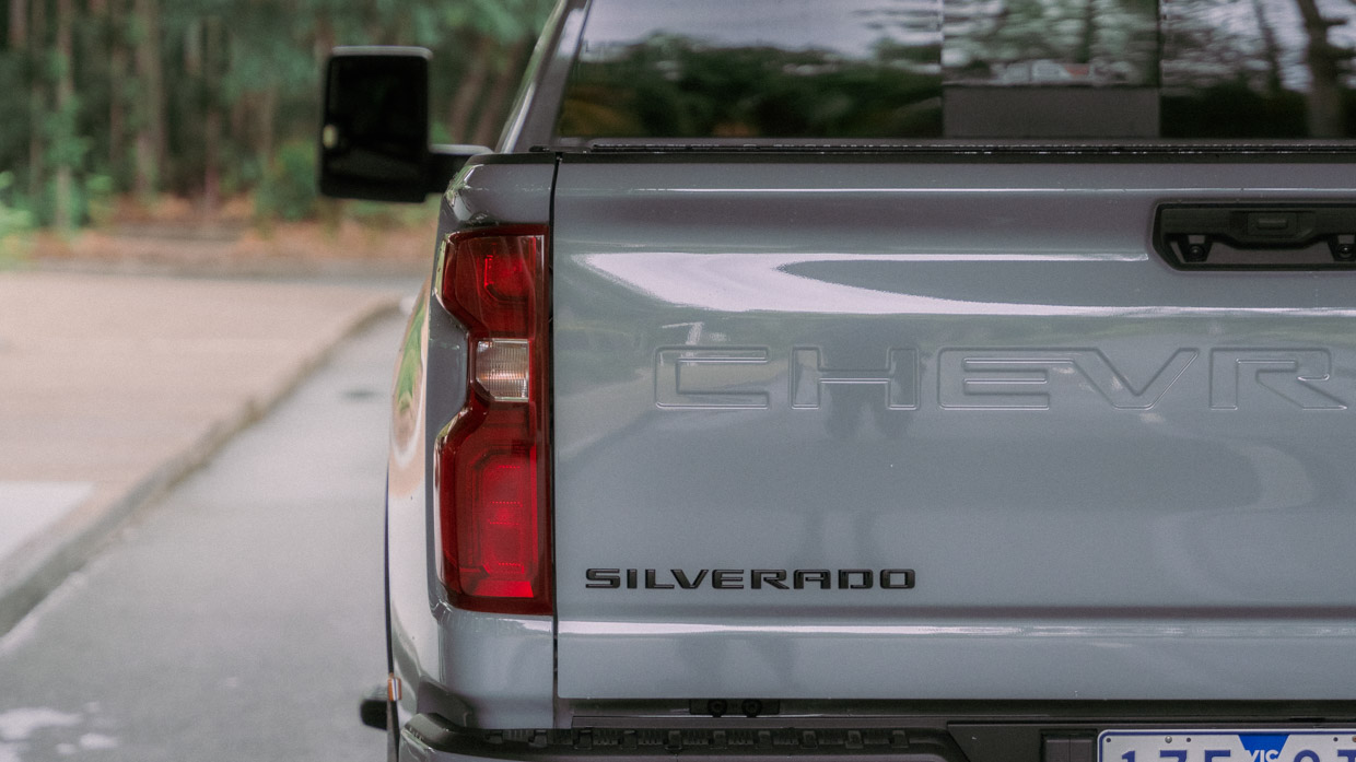 Chevrolet Silverado 2500 HD 2024 rear