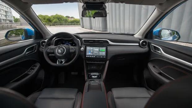 MG ZS EV 2022 interior