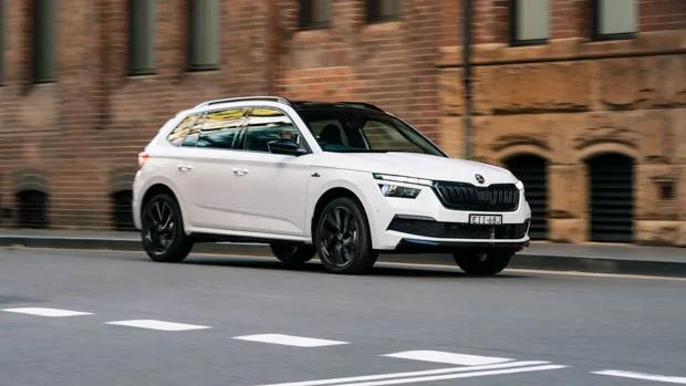 Skoda Kamiq 110TSI Monte Carlo 2021 driving