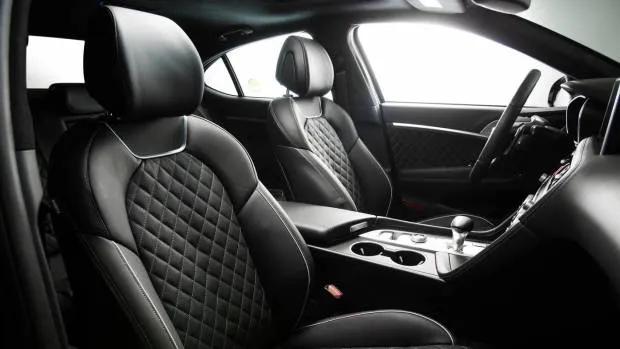 2018 Genesis G70 front seats