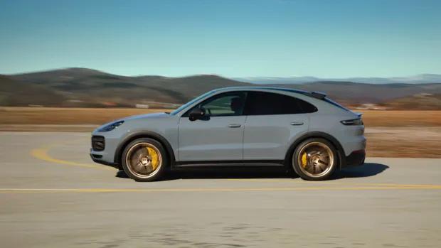 Porsche Cayenne Turbo GT 2022-2