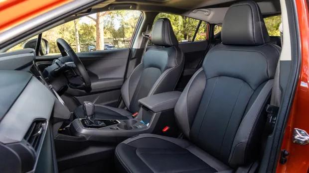 Subaru Crosstrek 2.0S 2023 front seats