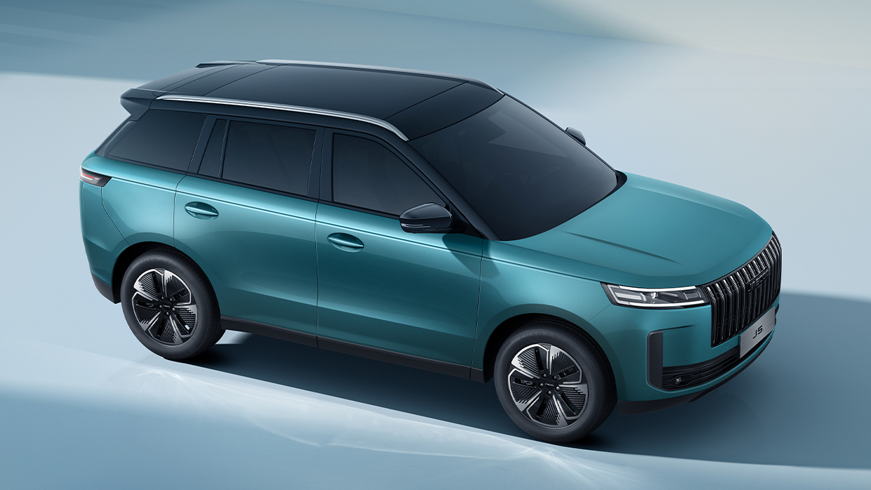 Popular SUV’s upmarket makeover: Jaecoo J5 2026 is Chery Tiggo 4’s cousin with hybrid, petrol and electric power to rival GWM Haval Jolion, MG ZS, BYD Atto 2 and more