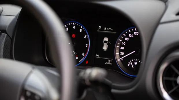 Hyundai Kona Elite 2022 dash close
