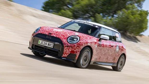 2024 Mini JCW E Prototype driving shot front 3/4