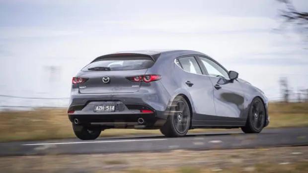 2019 Mazda 3 hatch Polymetal Grey rear