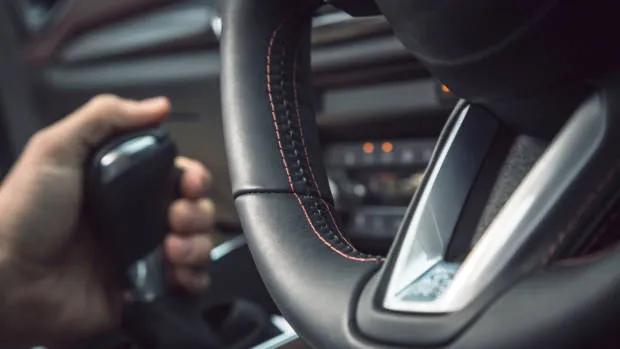 2019 Mazda CX-9 Azami LE steering wheel stitch
