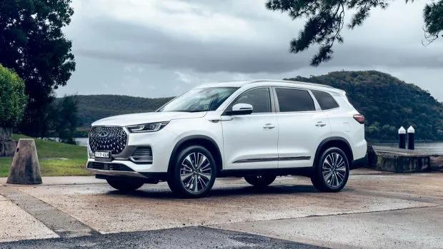 2024 Chery Tiggo 8 Pro Max side angle static shot