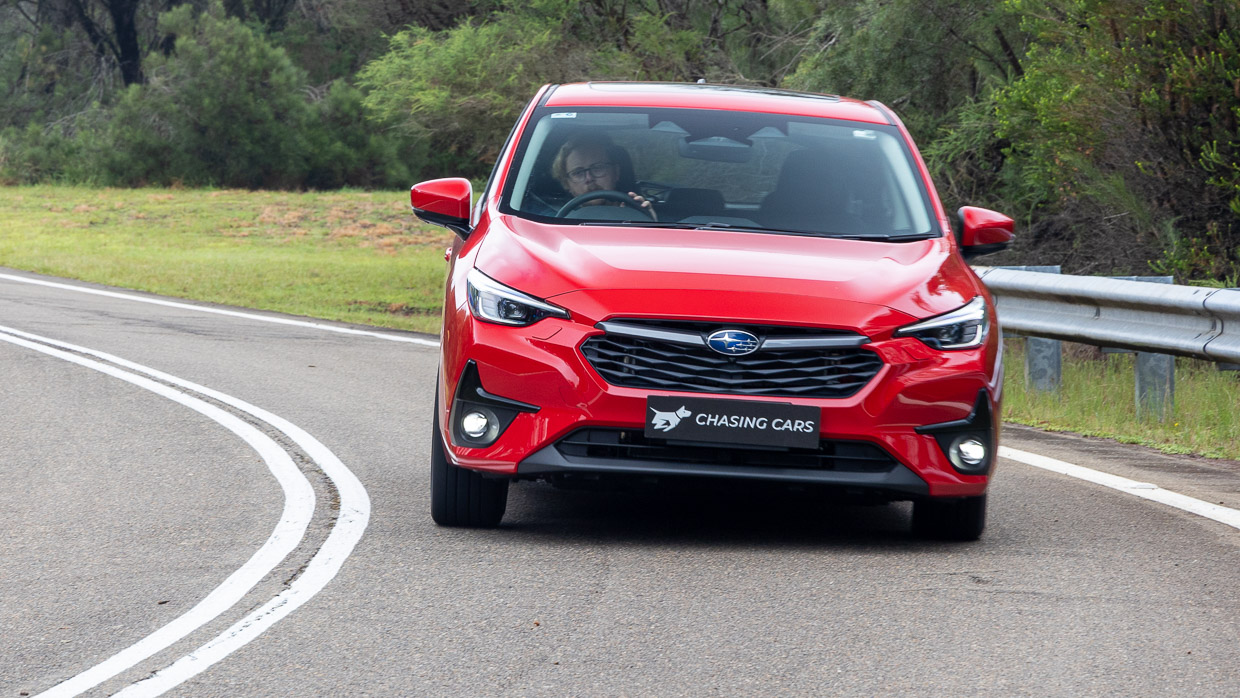 Subaru Impreza 2.0S 2024 driving front 6