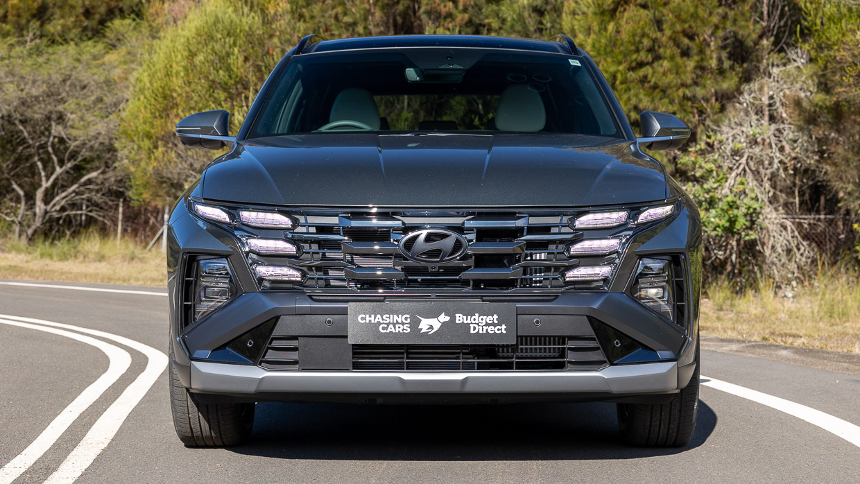 Hyundai Tucson Premium Hybrid 2024 front