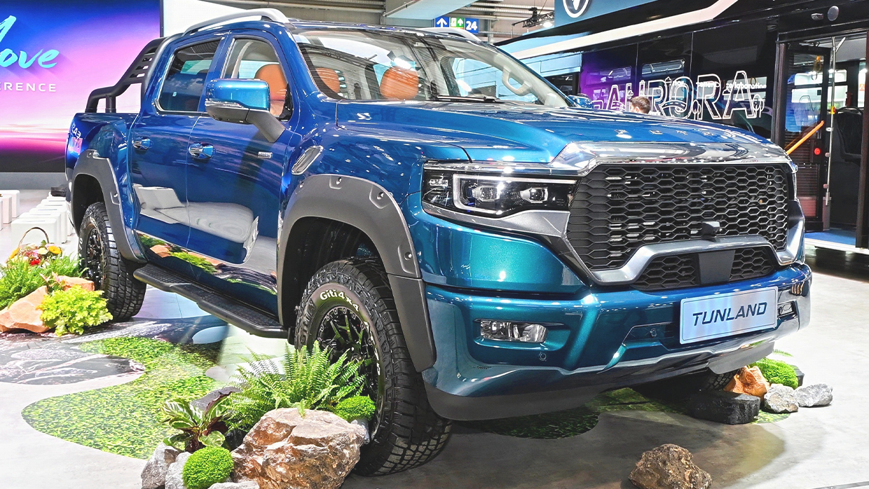 Foton Tunland PHEV 2027: BYD Shark 6 and Ranger plug-in hybrid rival unveiled with 800Nm of torque, 3.5T towing
