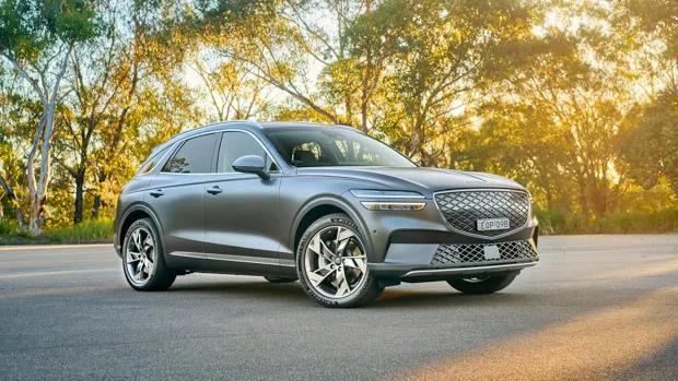 Genesis Electrified GV70 2023 prototype drive review