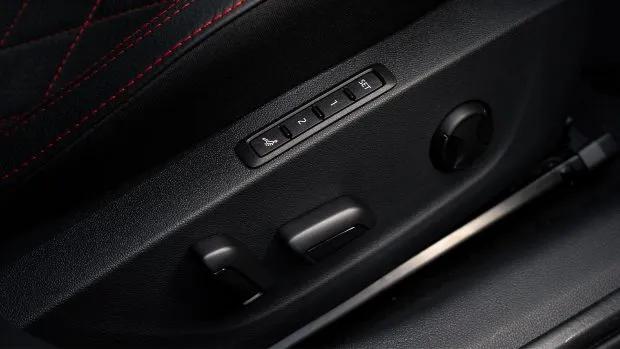 Skoda Octavia RS wagon interior