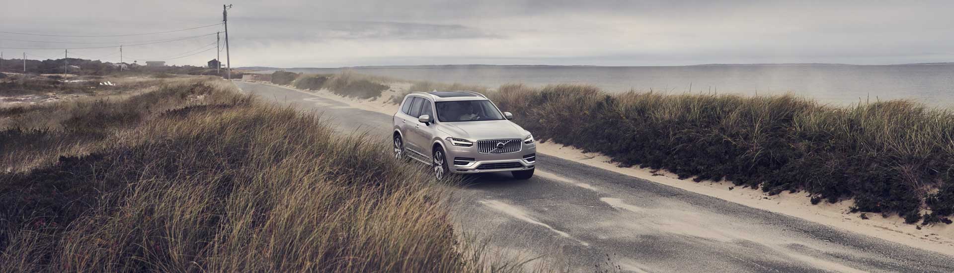 Volvo to sell current XC90 SUV alongside new-gen electric successor