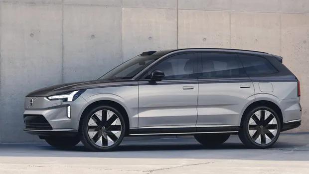 2024 Volvo EX90 Excellence side close