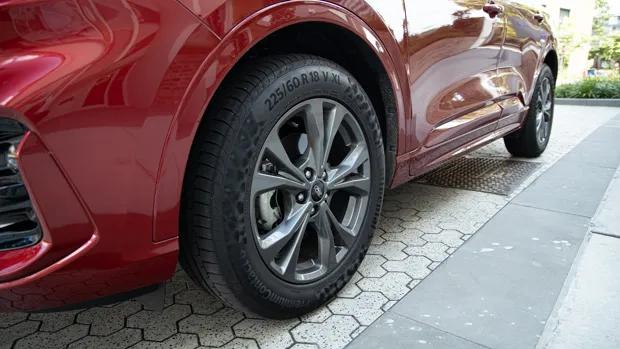 Ford Escape ST-Line 2021 18 inch wheels
