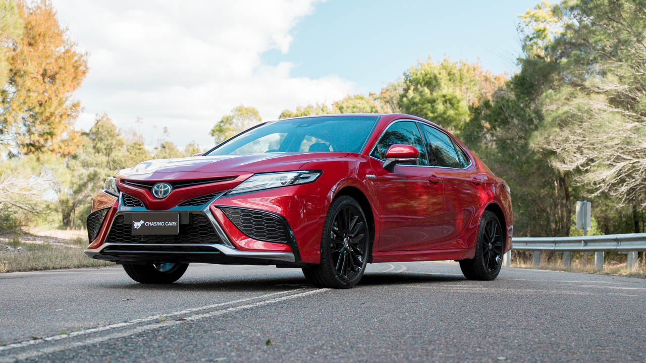 Toyota Camry SX hybrid 2022 review