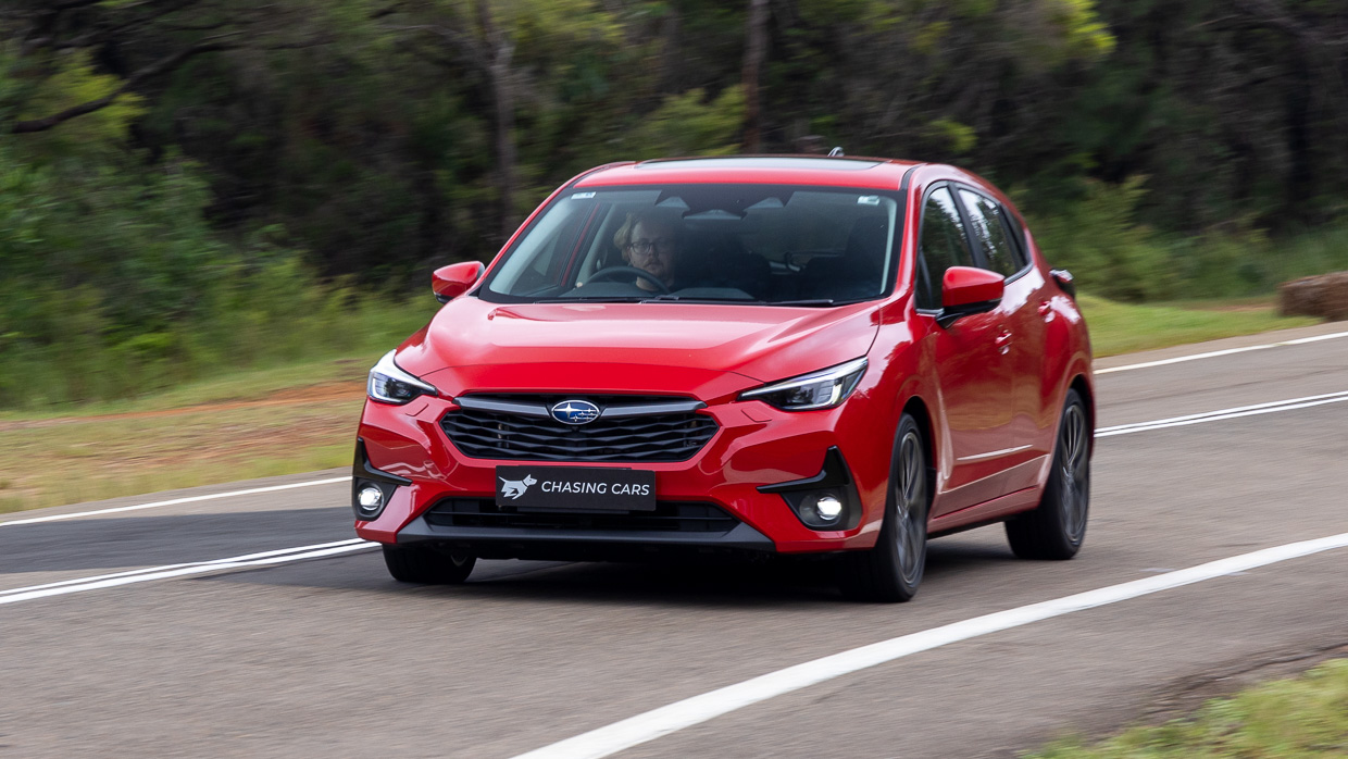 Subaru Impreza 2.0S 2024 driving front 7