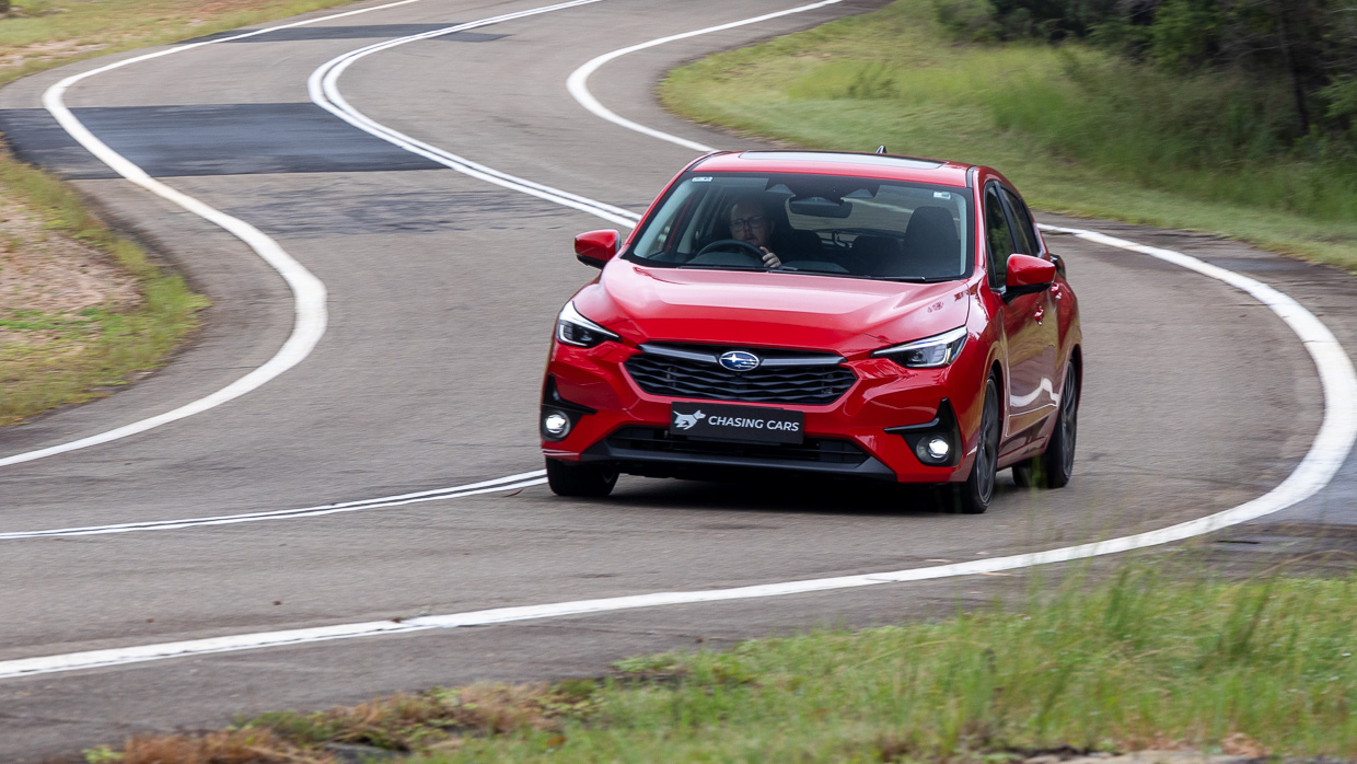 Subaru Impreza 2.0S 2024 driving front 5